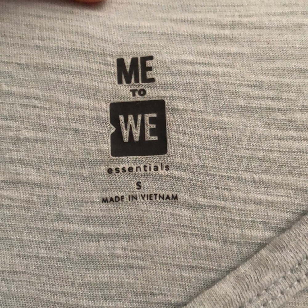 Cute, basic tee from PacSun - Picture 2 of 2